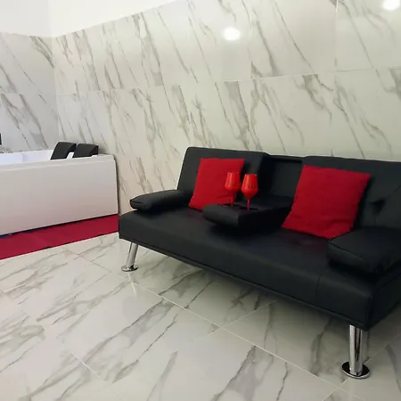Jacuzzi Suite King Marsala Exterior photo